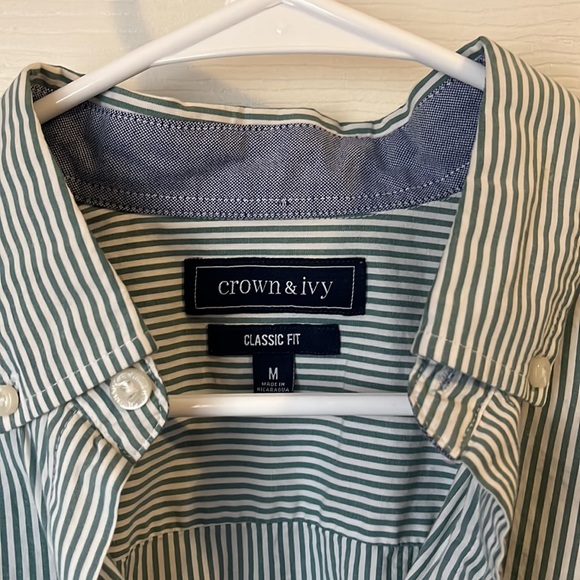 Crown and Ivy Long Sleeve Button Down - Picture 3 of 4